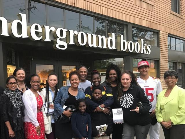 Maisha Winn with Students And community members at Underground Books 